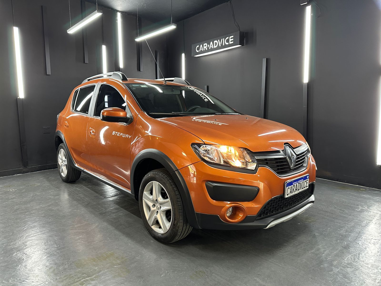 RENAULT SANDERO STEPWAY 1.6 EXPRESSION L17