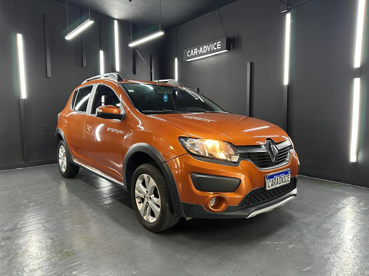 RENAULT SANDERO STEPWAY 1.6 PRIVILEGE L15 - Imagen 1
