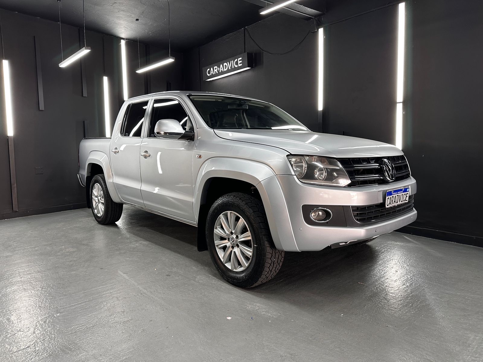 VOLKSWAGEN AMAROK 2.0 TD 180HP 4X2 DC HIGHLINE PACK AT