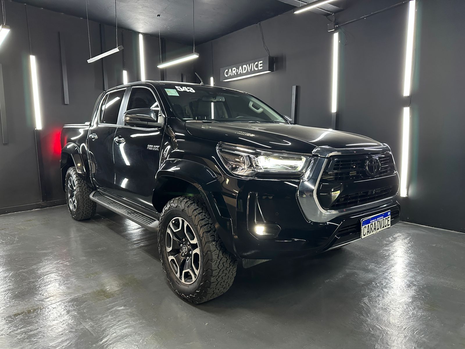 TOYOTA HILUX 2.8 TDI 4X4 SRX AT6