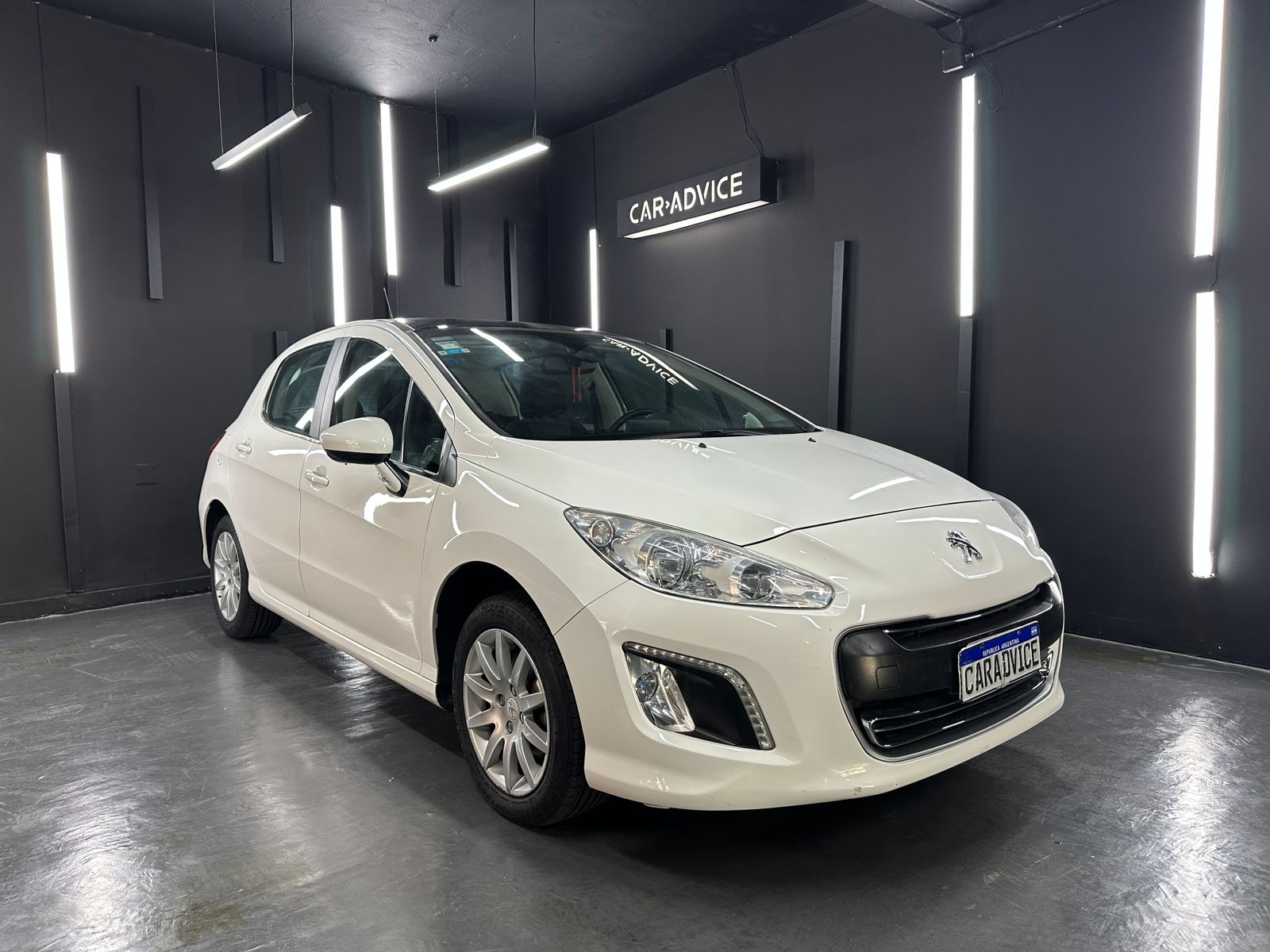 PEUGEOT 308 1.6 ALLURE NAV L12